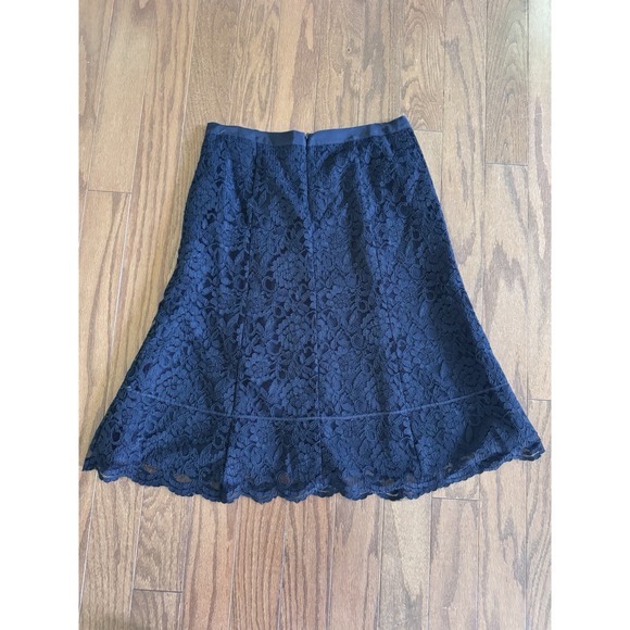 Old Navy Women's Sz 2 Black Lace Lined Skirt Just Below Waist Flared Goth Rock - Picture 2 of 8